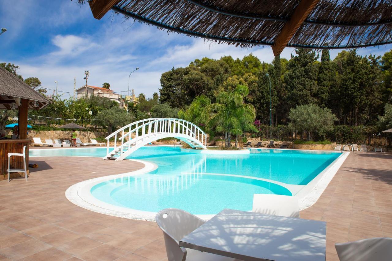 Villaggio Marinella Direttamente Sul Mare Isola Di Capo Rizzuto Экстерьер фото